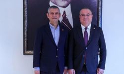 Karakoz’dan Özgür Özel’e destek