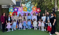 Miniklerden annelerine duygu dolu sürpriz