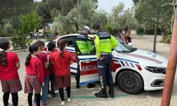 Salavatlı İlkokulu öğrencilerine trafik eğitimi verildi