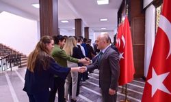 Vali Varol personeliyle bayramlaştı