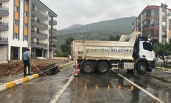 Bozdoğan’da yağış felaket getirdi: Çöken yola belediye müdahale etti