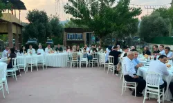 AK Parti Efeler’den birlik sofrası