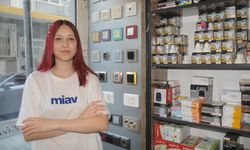 Aydınlı Azra, 17 yaşında usta oldu: Baba mesleğine sahip çıktı