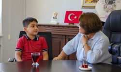 Başkan Gençay minik misafirlerini ağırladı