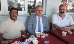 Başkan, iki adayın arasında kaldı
