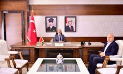 CHP’li başkan Kıvrak’tan Vali Varol’a ziyaret