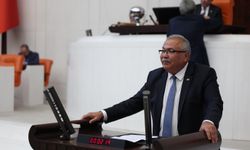 CHP’li Bülbül, “Meclis’te Anayasa, CHP Genel Merkezi’nde tüzük uygulanmıyor”