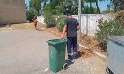 Efeler Belediyesi’nden gıda çarşısında temizlik çalışması