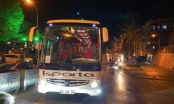 Nazilli’de yanlış yolu kullanan otobüs kaza yaptı: Alt geçitte facia ucuz atlatıldı