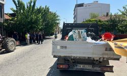 Germencik’te yaya güvenliği için kaldırım denetimi: Duba, varil ve tabelalar toplandı
