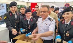 Jandarma şehitlerini unutmadı