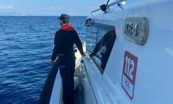 Kuşadası'nda hareketli anlar: Mahsur kalan kişi kurtarıldı