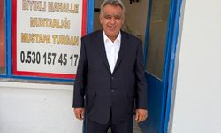 Muhtar amcaları, oyuncakla mutlu etti