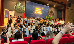 Nazilli Gerçek Okulları’nda İngilizce gecesi coşkusu