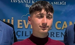 17 yaşında kazada can verdi