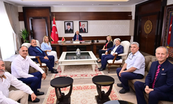 Vali Varol Efeler'in muhtarlarla bir araya geldi