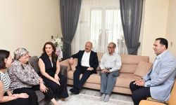 Vali Varol'dan şehit babasına anlamlı ziyaret