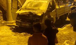 Aydın'da yanan araç için köylüler seferber oldu