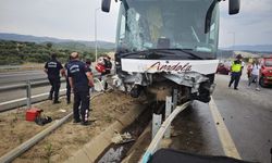 Aydın'da facianın eşiğinden dönüldü! Yolcu otobüsü bariyerlere çıktı