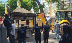 Büfe krizi: Esnaf kendini çatıya zincirledi