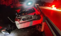 Kontrolden çıkan otomobil refüje girdi: 1 kişi hayatını kaybetti