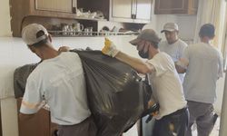 Akılalmaz manzara: çöp evden 2,3 ton atık çıkarıldı