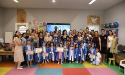 Anne Baba Çocuk Merkezi’ndeki minikler mezun oldu