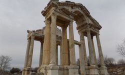 Başkomser Nevzat, Karacasu'da!