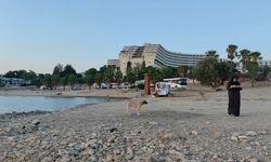 Didim’de eski otelin plajı, karavancıların yeni durağı oldu