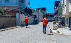 Efeler’de temizlik çalışmaları sürüyor
