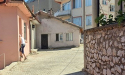 Gürültü tartışması kanlı bitti: Anne hayatını kaybetti, kızı ağır yaralandı