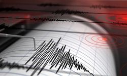 Ege'de korkutan deprem