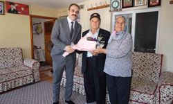 Kaymakam Battal, şehit ailesi ve gaziyi yalnız bırakmadı