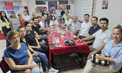 CHP Nazilli’de sıcak saatler: Ökmen ve yönetimi parti binasında
