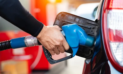 Benzine bir zam daha: Tabelalar değişti