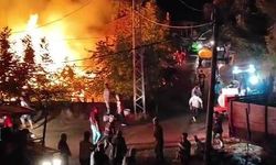 Acı manzara: İki ev alevlere teslim oldu