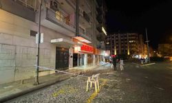Aydın'da çatıdan kopan beton parçaları korkuttu