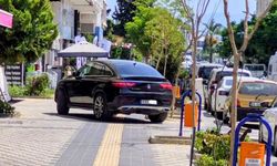 Didim'de Yabancı Plakalı Araç Tepki Topladı!:' Şunu Almanya'da yapsana'