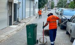 Efeler’de temizlik çalışmaları sürüyor