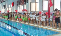 İki ayda 200 öğrenci yüzme öğrendi
