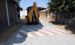 İncirliova’da 3 sokakta yol yenileme çalışmaları sürüyor