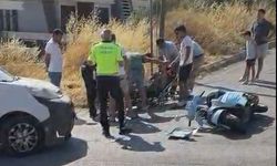 Kuşadası’nda otomobil ile motosiklet çarpıştı: Sürücü yaralandı