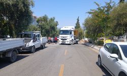 Karacasu’da aynı anda çifte panik: Önce patlama sesi, ardından kaza geldi