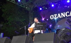 Karacasu'daki konserde duygulandıra anlar: Ozancan, Halil Bebeği böyle andı