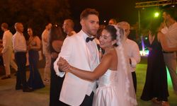 Karacasu'ya Fransız damat: Ege ile Julien'in aşkı evlilikle taçlandı