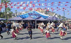 Kuşadası 'Zafer'in 104. yılını 'Ata'nın huzurunda kutladı