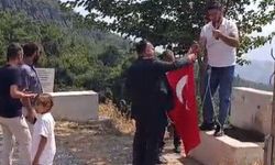 MHP Efeler, yıpranan bayrağa duyarsız kalmadı