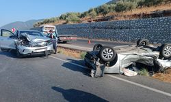 Söke-Bodrum yolundaki kaza bir otomobil ters döndü