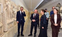 Vali Varol, Karacasu'da esnafla buluştu, Afrodisias'ı ziyaret etti