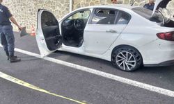 Seyir halindeki otomobile silahlı saldırı: 1 ölü